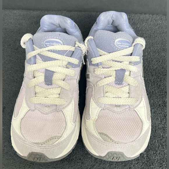 New Balance Kids Sneakers - Purple and Cream - Picture 5 of 7